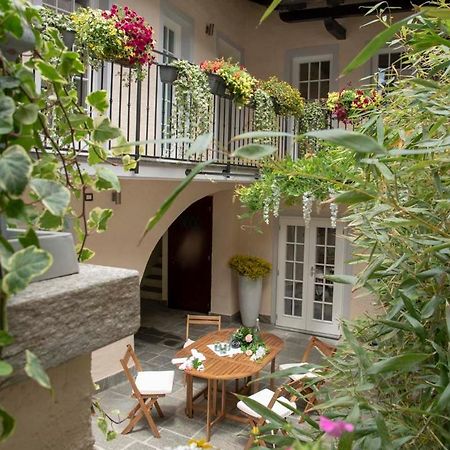 Casa Mia Villa Castelveccana ภายนอก รูปภาพ